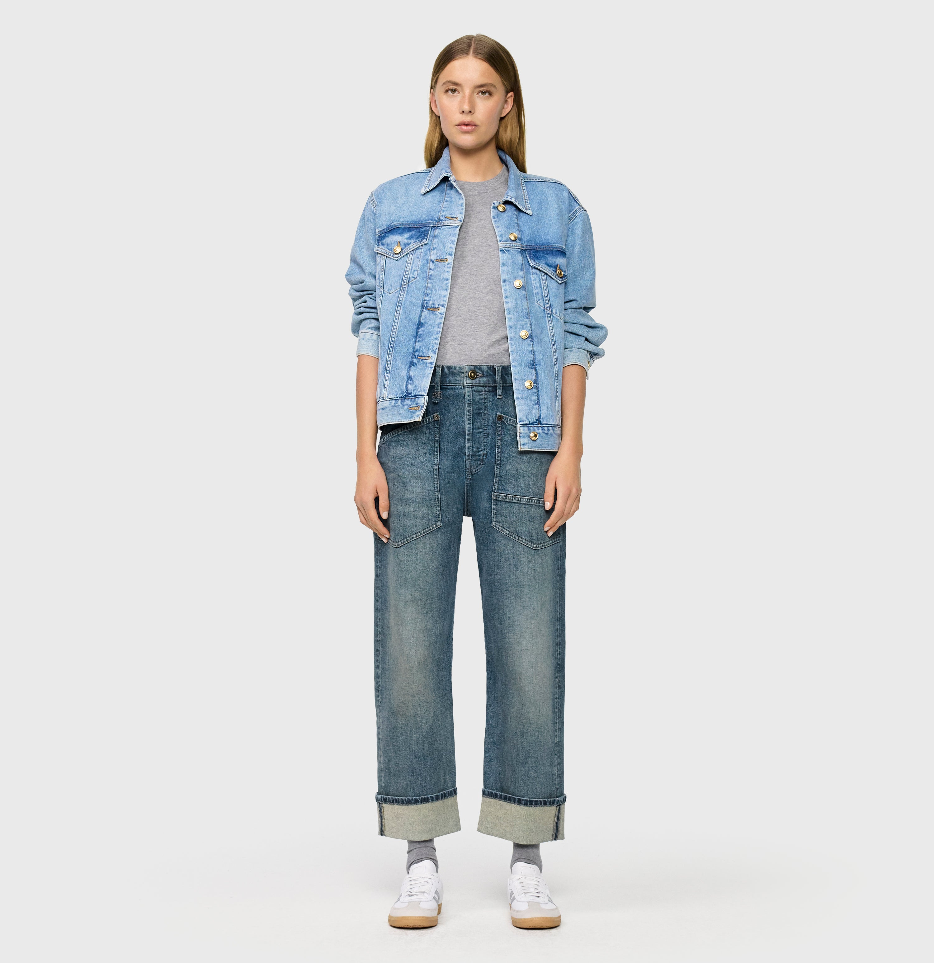 BAGGY straight women